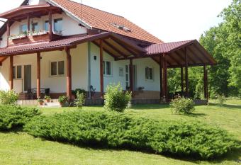 Guesthouse Abrlic has Balcony rooms