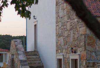 Casa dos Tios has Balcony rooms