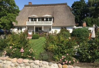 Sch  ferkate Sierksdorf has Balcony rooms