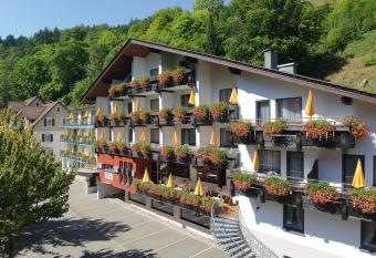 Flair Hotel Sonnenhof has Balcony rooms
