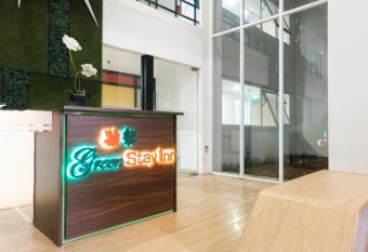 Green Stay Inn Aeropolis allows 18 year olds to book a room