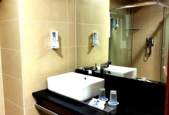 Skyna Hotel Luanda allows 18 year olds to book a room