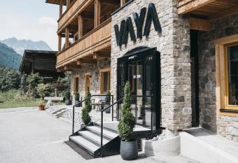 VAYA Gerlos has Balcony rooms