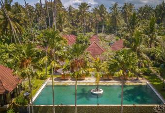 Villa Dihati has Balcony rooms