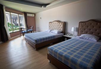 Silversand Villa Hotel has Smoking rooms