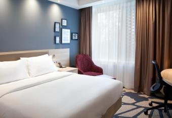 Hampton By Hilton Munich City Center East allows 18 year olds to book a room