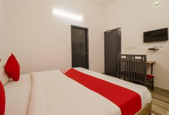 OYO 72350 Perky Stay allows 18 year olds to book a room