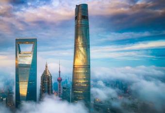J Hotel, Shanghai Tower - Above All Else, Overlooking the Bund allows 18 year olds to book a room