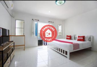 OYO 908 Sabai Place allows 18 year olds to book a room