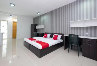 OYO 90054 Summer Inn allows 18 year olds to book a room