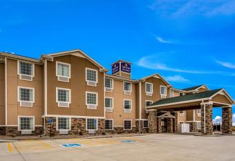 Cobblestone Hotel & Suites - Cozad allows 18 year olds to book a room
