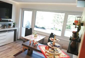 Walti s Appartement 25 has Balcony rooms