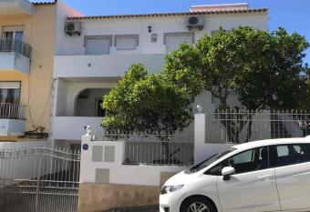 Villa Maria Alvor - Luxury townhouse in the centre of Alvor with 2 independent three bedroom apartments on the ground and first floor has Balcony rooms