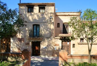 LA FABRIQUETA DE CENT PIQUES has Balcony rooms