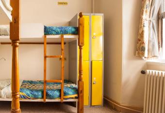 Castle Rock Hostel - Adults Only allows 18 year olds to book a room