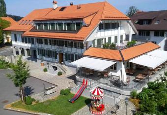 Gasthof zum Schl  ssel has Balcony rooms