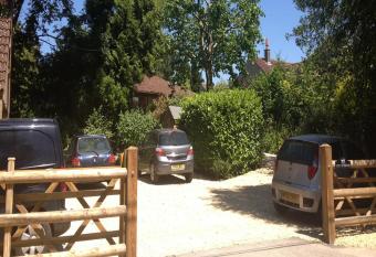 Cherrybrook allows 18 year olds to book a room