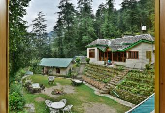 Parvati Kuteer riverside resort has Smoking/Balcony rooms