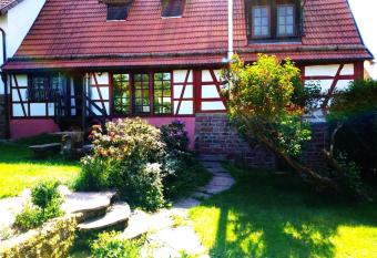 Ferienhaus Marr   - mit Grill, Feuerstelle und Gartensauna has Balcony rooms