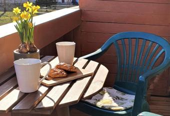 New-Khruschovka allows 18 year olds to book a room