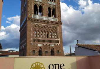 Apartamentos One allows 18 year olds to book a room