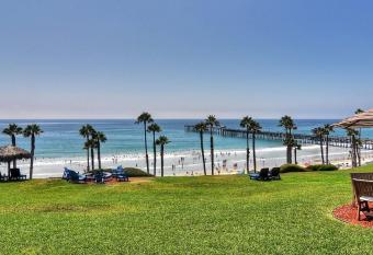 Beachcomber Inn o Beach Front Inn San Clemente has Balcony rooms