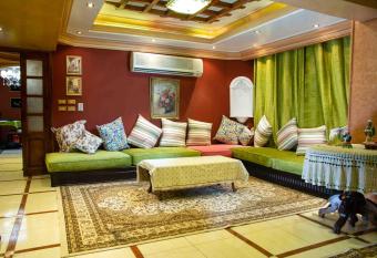 Stylish Luxury Spacious Apartments Cairo allows 18 year olds to book a room