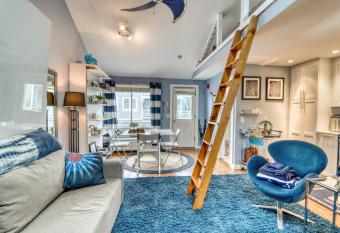 Provincetown Waterfront Studio has Balcony rooms
