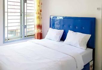 Homestay Top RedPartner allows 18 year olds to book a room