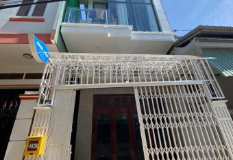 CENTRAL HOME has Balcony rooms