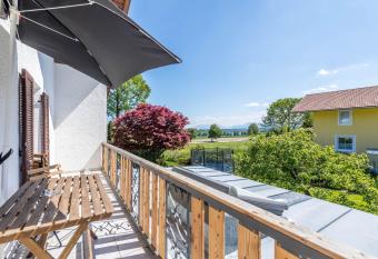 Ferienwohnung Selina has Balcony rooms