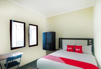 Super OYO 3354 Homia Residence allows 18 year olds to book a room