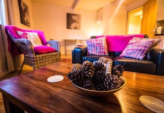 The Butchers Arms allows 18 year olds to book a room