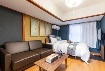 Ko-Fu-Sou allows 18 year olds to book a room