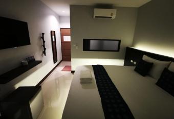 Skyline Resort has Balcony rooms