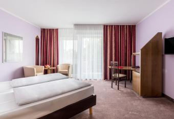 AZIMUT Hotel Dresden has Balcony rooms