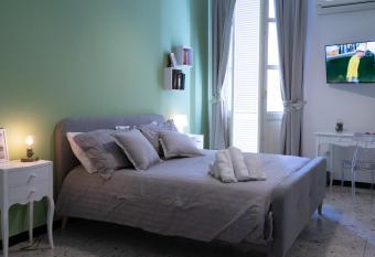 CASA ARISTON has Balcony rooms