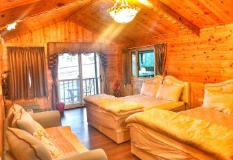             -               072    has Balcony rooms