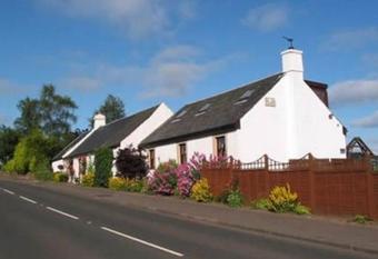 Ardoch Cottage Bed & Breakfast allows 18 year olds to book a room