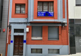 El Vasco Rooms allows 18 year olds to book a room