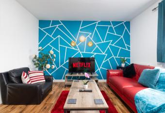 2-BR Executive En-Suite Apartment by MBiZ allows 18 year olds to book a room