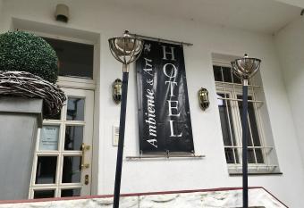 Hotel Ambiente et Art allows 18 year olds to book a room