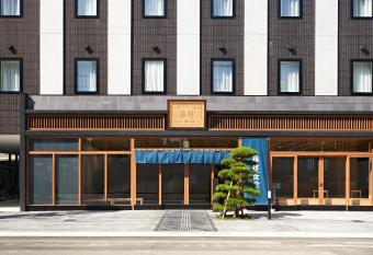 HOTEL Enmichi allows 18 year olds to book a room