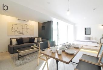 bHOTEL Heiwaoodori 101 - Exquisite room for 6ppl near PeacePark has Balcony rooms