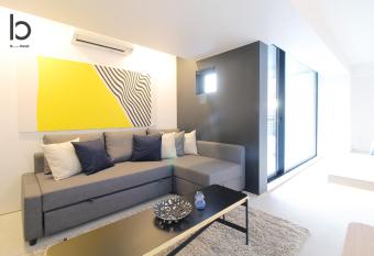 bHOTEL Heiwaoodori 401 - Brand New Apt Famous Hiroshima Dori 6ppl has Balcony rooms