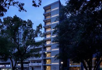 bHOTEL Heiwaoodori - HighRise Apt Famous Hiroshima Dori 6ppl has Balcony rooms