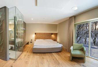 Weiherhof Appartements has Balcony rooms