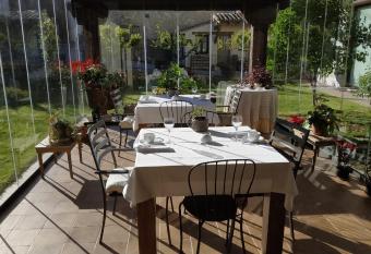 La Posada de las Casitas has Balcony rooms