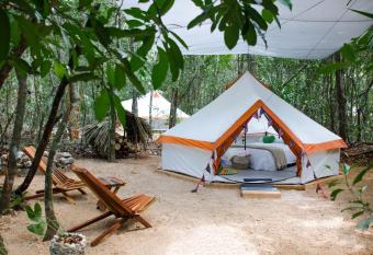 Rotamundos Mama Loomm has Balcony rooms