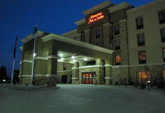 Hampton Inn & Suites Jamestown allows 18 year olds to book a room